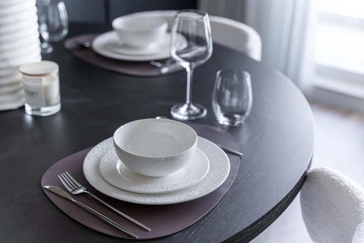 Luxurious 1-Bedroom Apartment At Churchill Tower With A Scenic City View! Dubaï 0*,