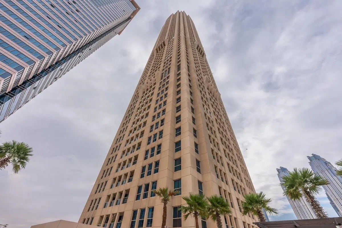 Luxurious 1-Bedroom Apartment At Churchill Tower With A Scenic City View! Dubai 0*,