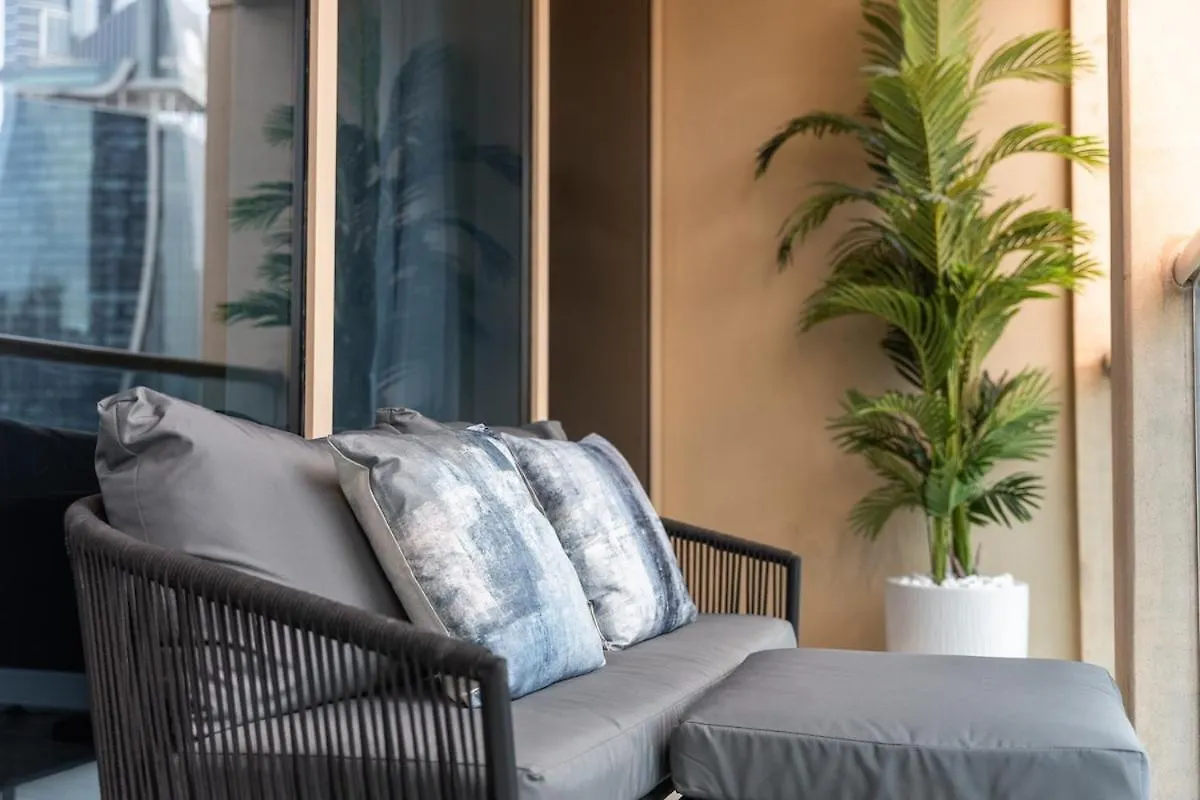Luxurious 1-Bedroom Apartment At Churchill Tower With A Scenic City View! Dubái