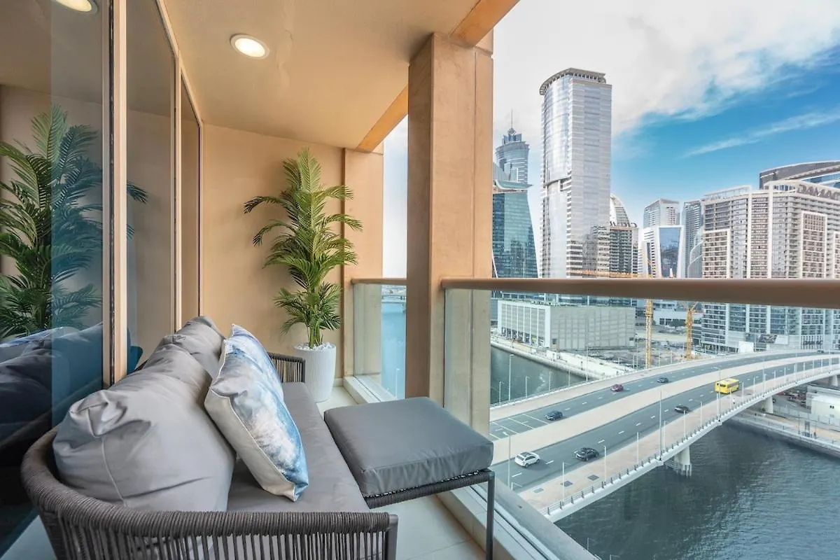 Luxurious 1-Bedroom Apartment At Churchill Tower With A Scenic City View! Dubái Emiratos Árabes Unidos