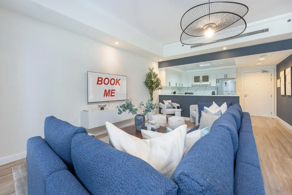 Luxurious 1-Bedroom Apartment At Churchill Tower With A Scenic City View! Dubai